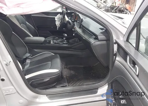 2026 Kia K5 Gt-Line Awd from USA, damaged, VIN KNAG64J70T5402573